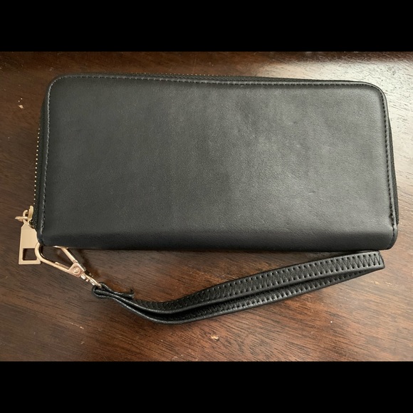 Black vegan leather wallet - Picture 2 of 5